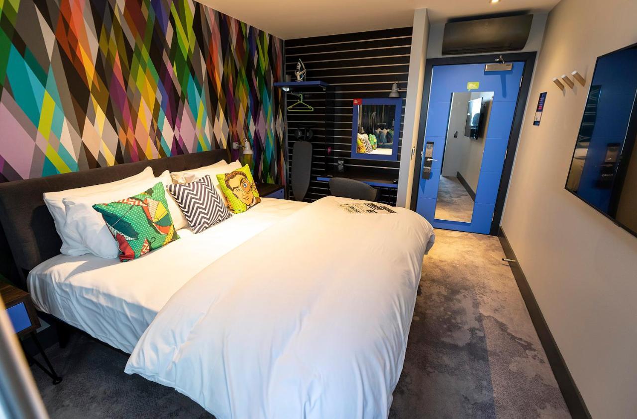Village Hotel Basingstoke Luaran gambar